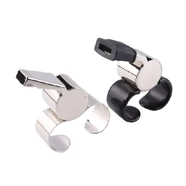 Metalliset erotuomarin pillit